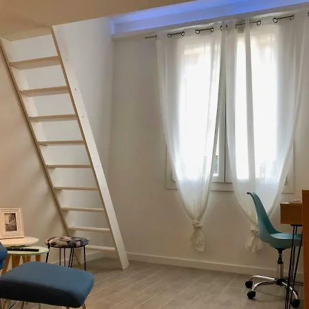 Azur - Madeleine Guest house *